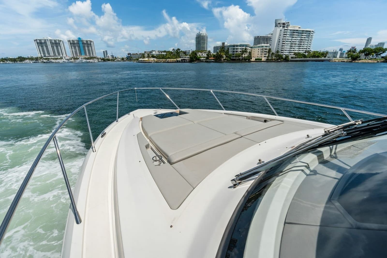 2024 Tiara Yachts 48 LE