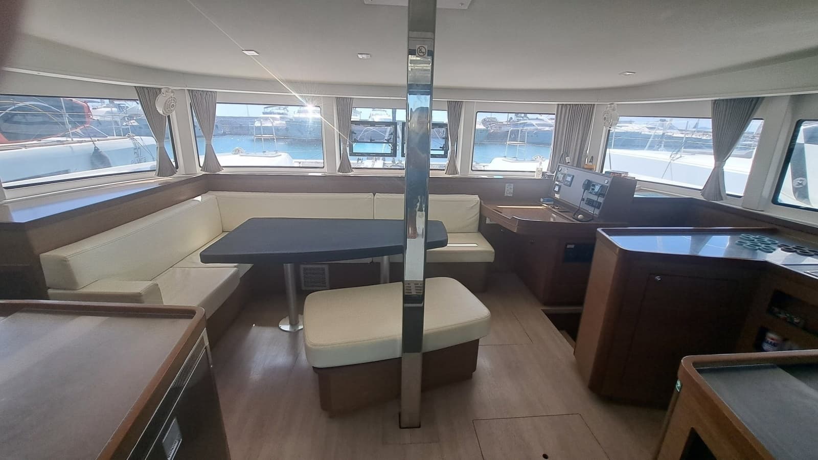 2020 Lagoon 42
