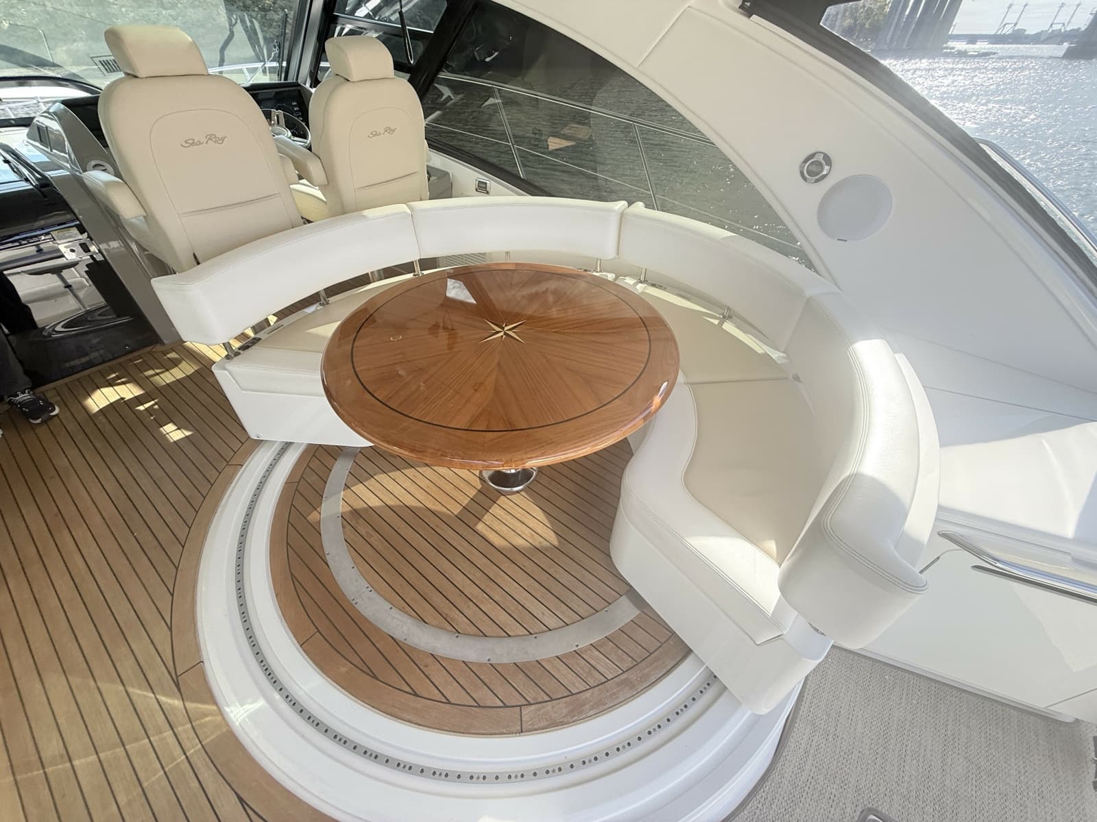 2013 Sea Ray 580 Sundancer