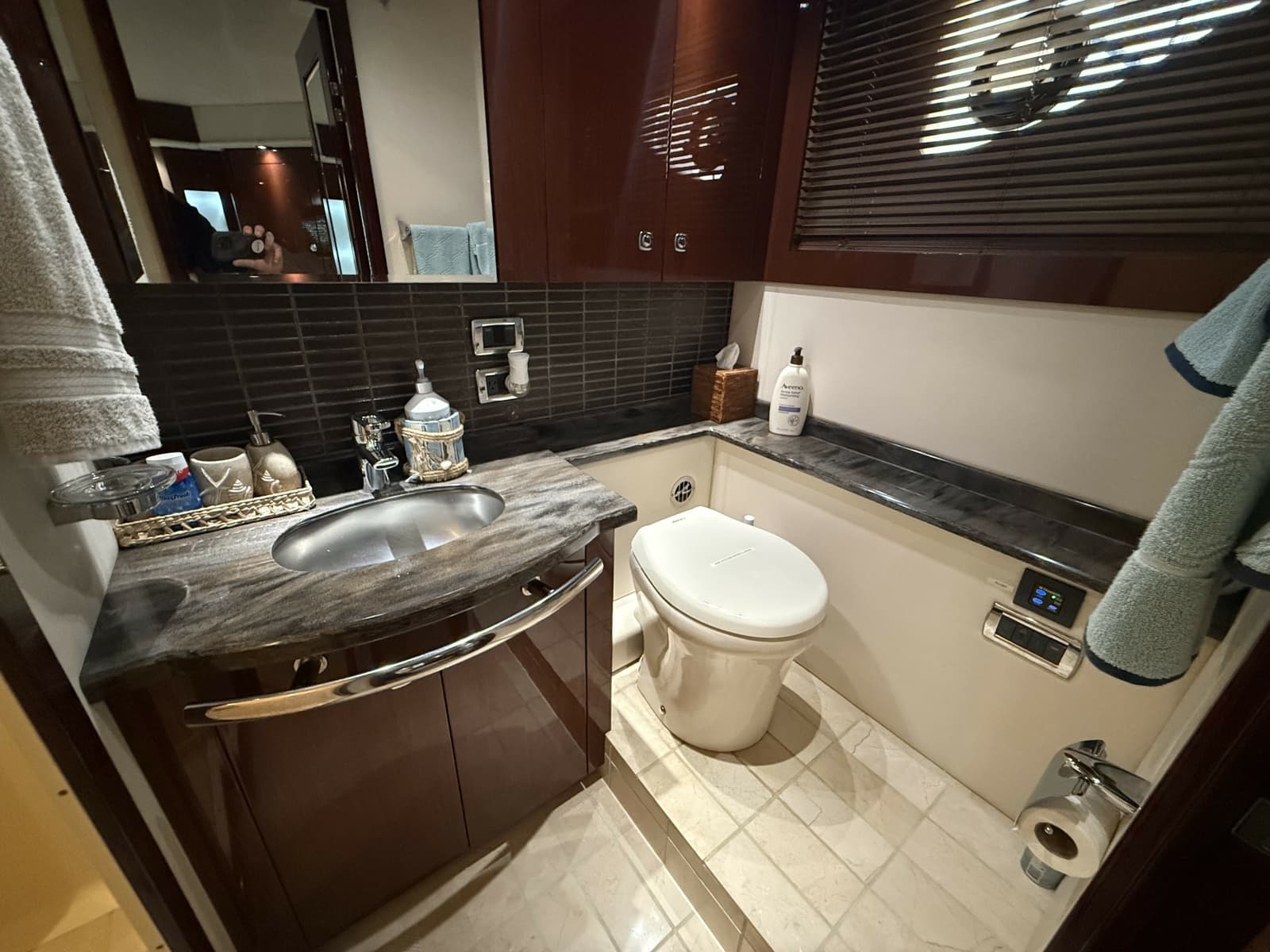 2013 Sea Ray 580 Sundancer