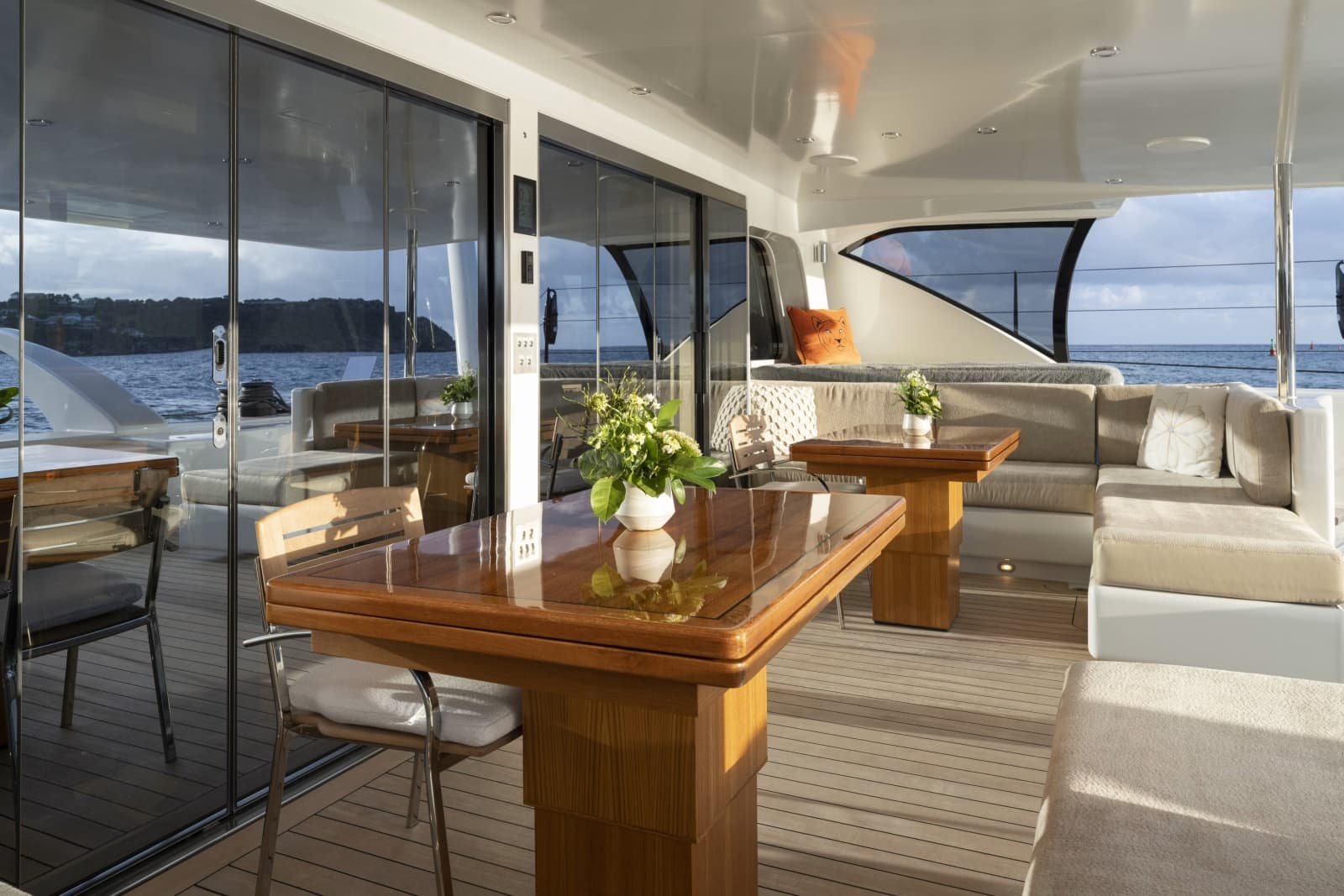 2010 Gunboat 