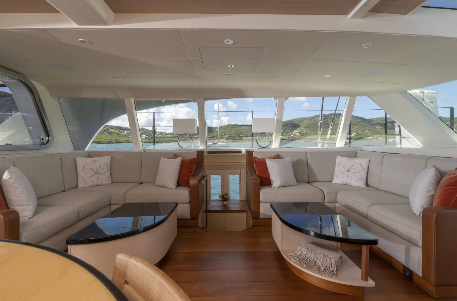 2010 Gunboat 