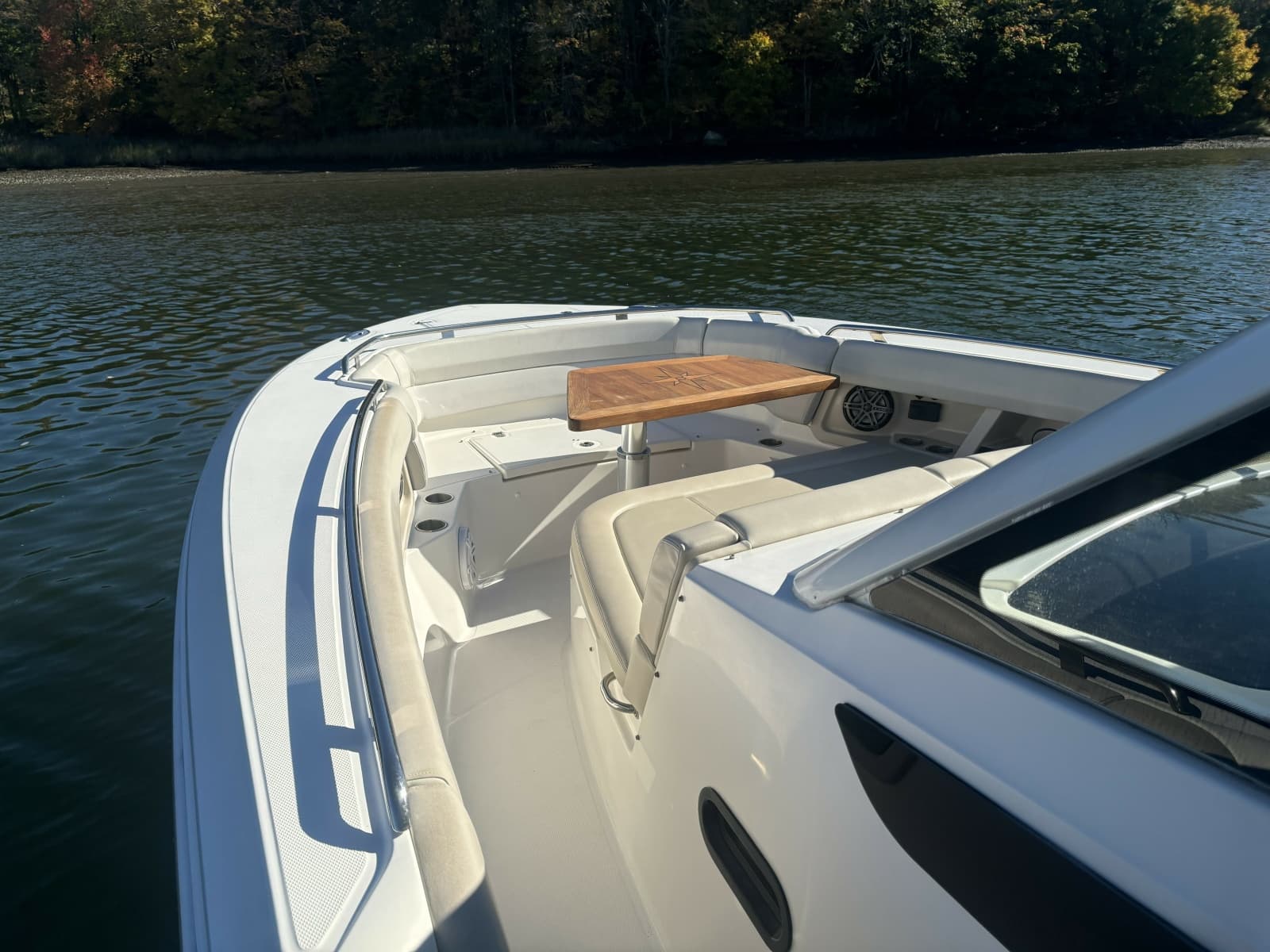 2018 Boston Whaler 350 Realm