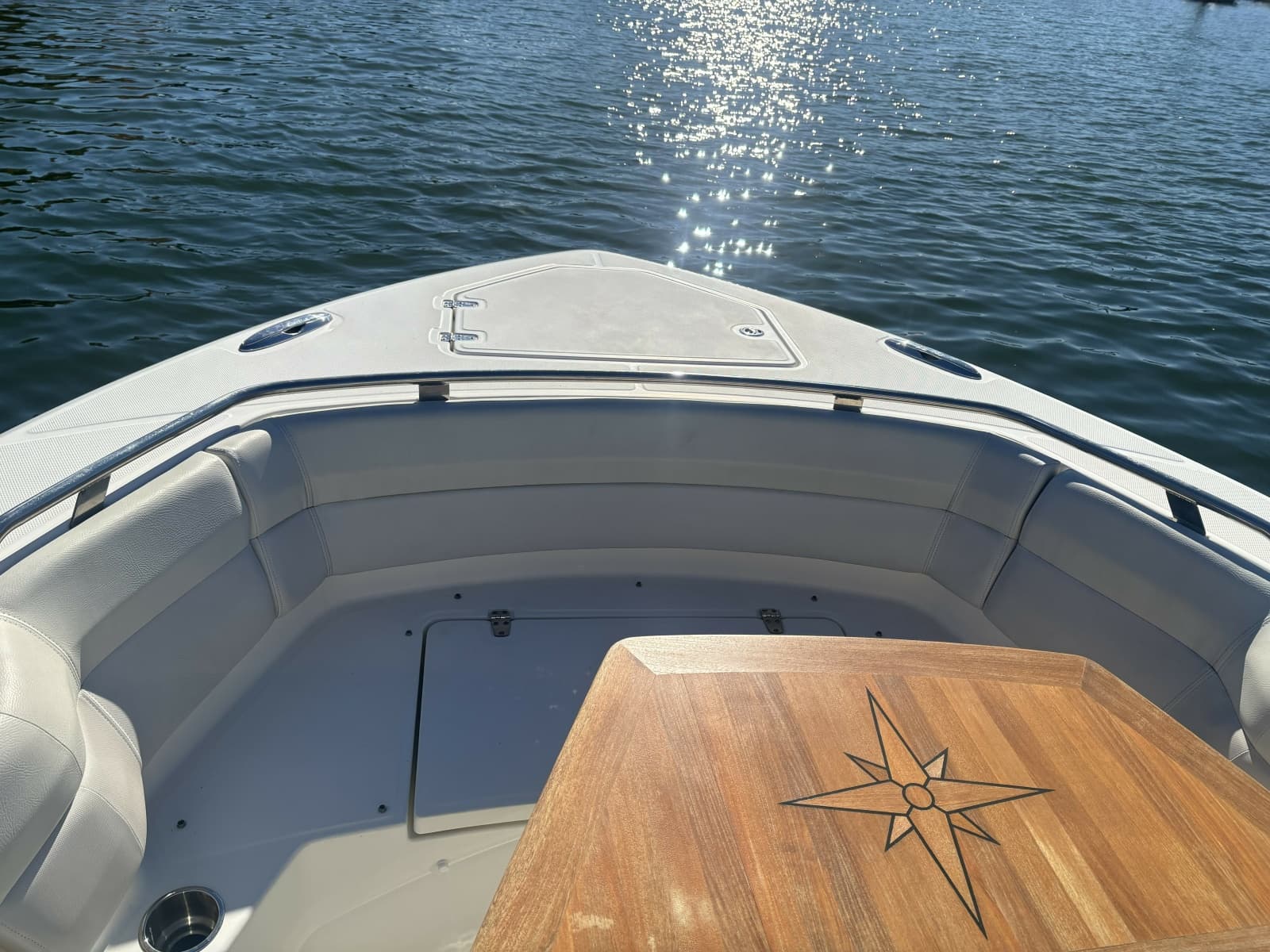 2018 Boston Whaler 350 Realm