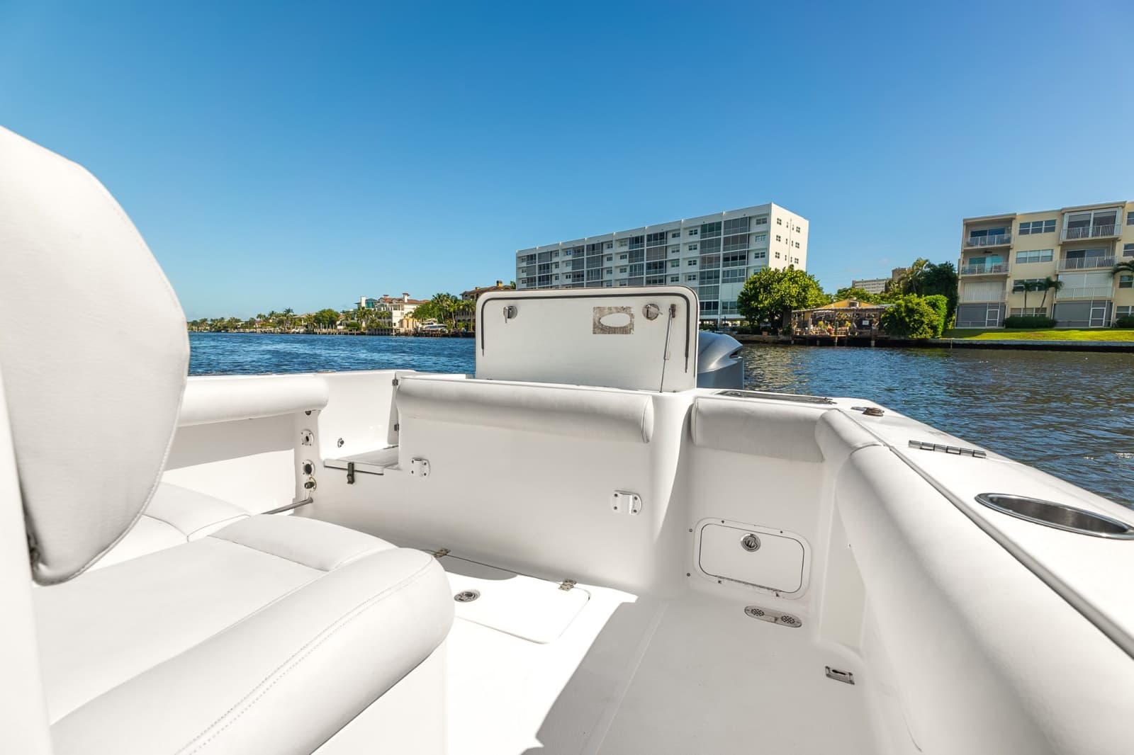 2016 Sea Hunt Gamefish 30