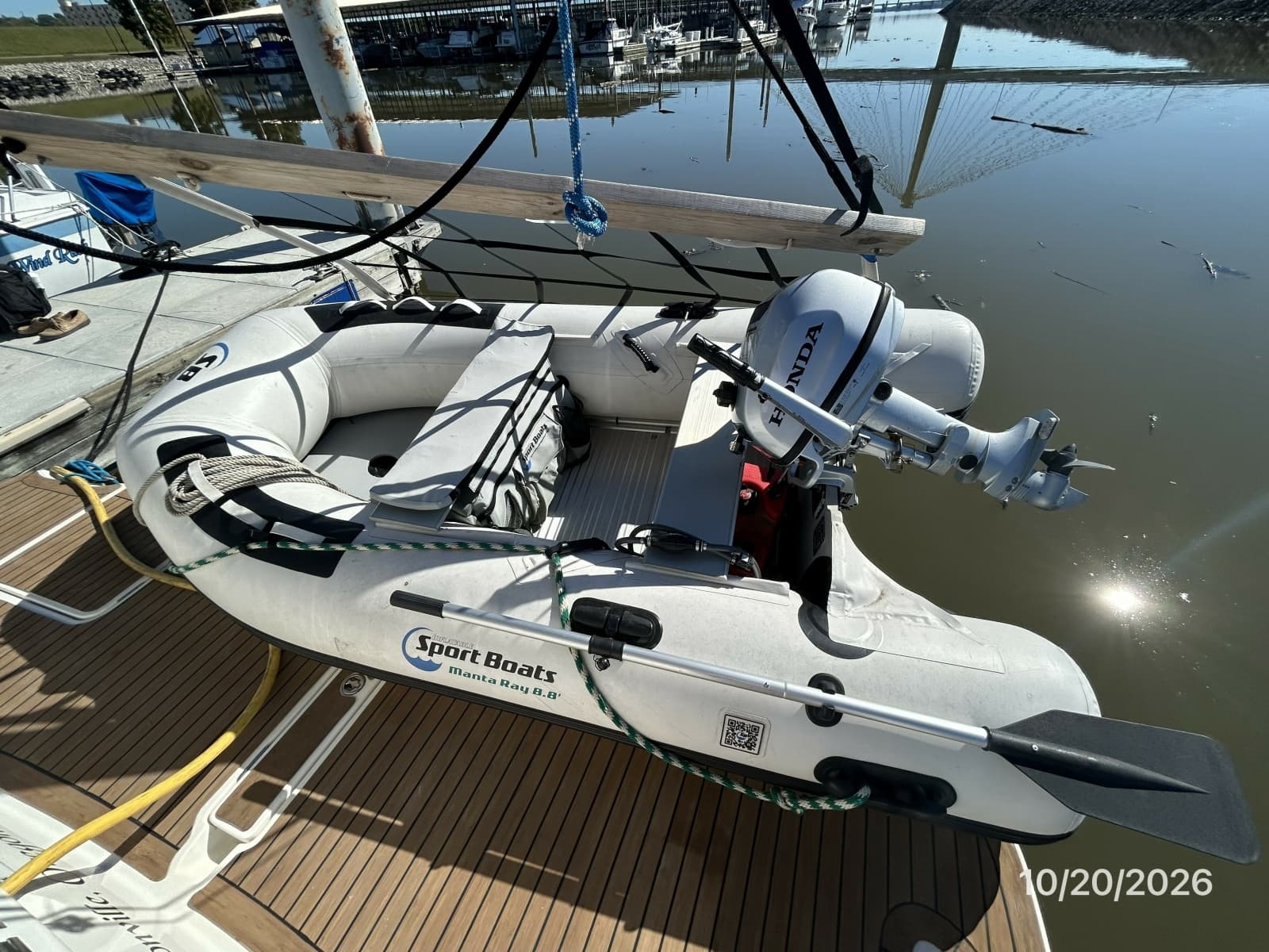 Meridian 441 tender2
