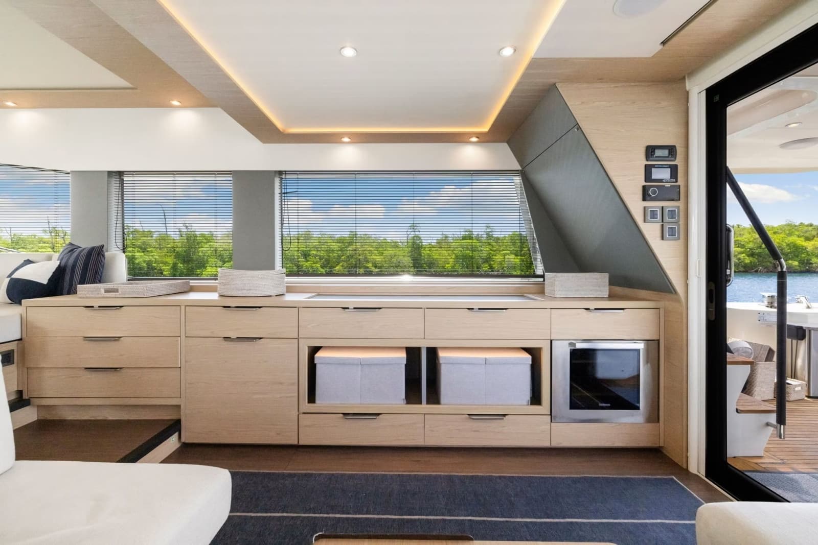 2022 Beneteau Grand Trawler 62