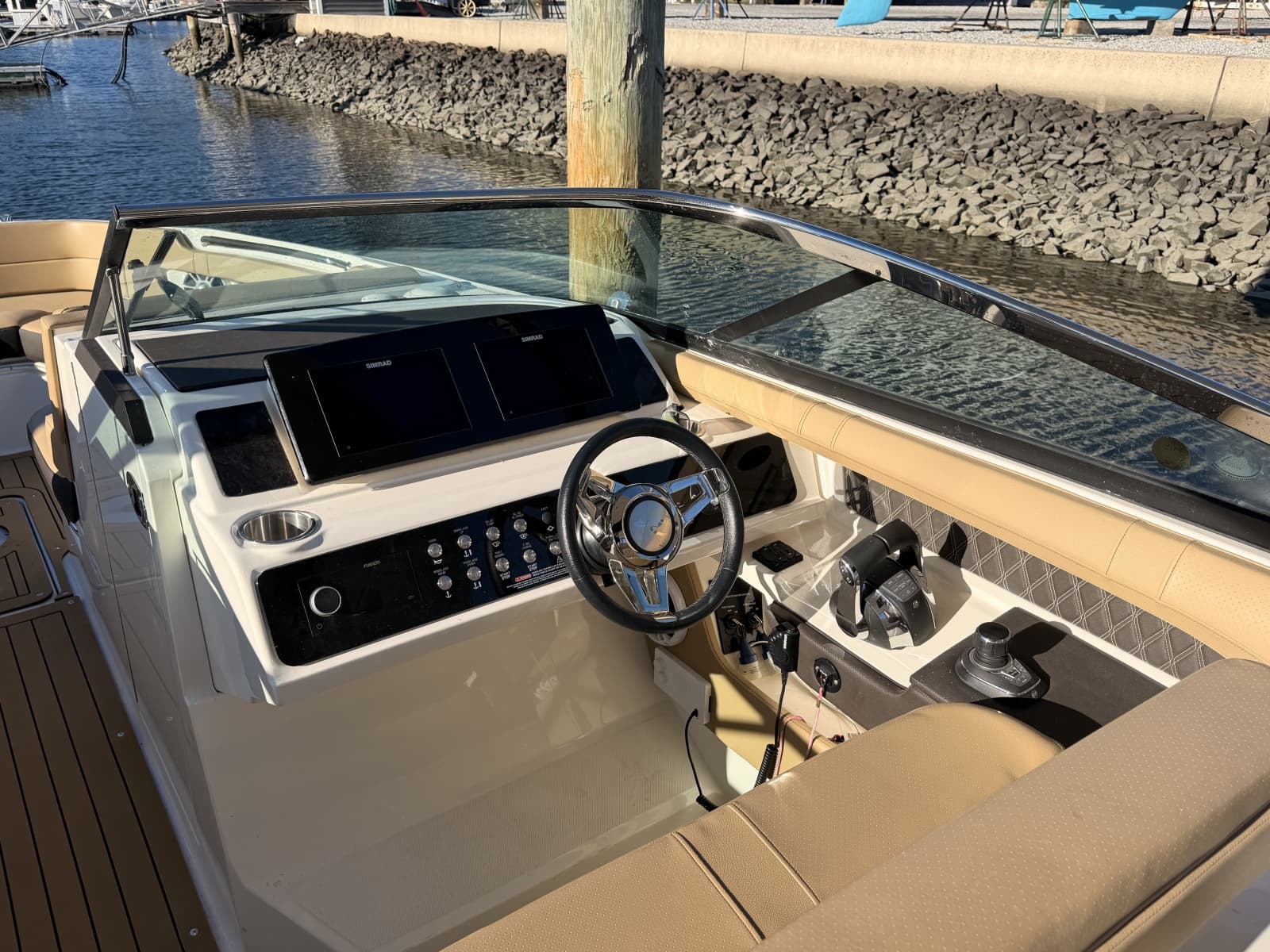 2019 Sea Ray SLX