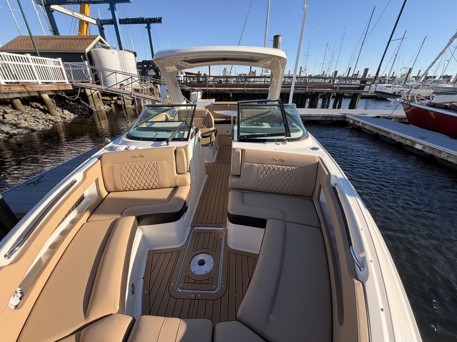 2019 Sea Ray SLX
