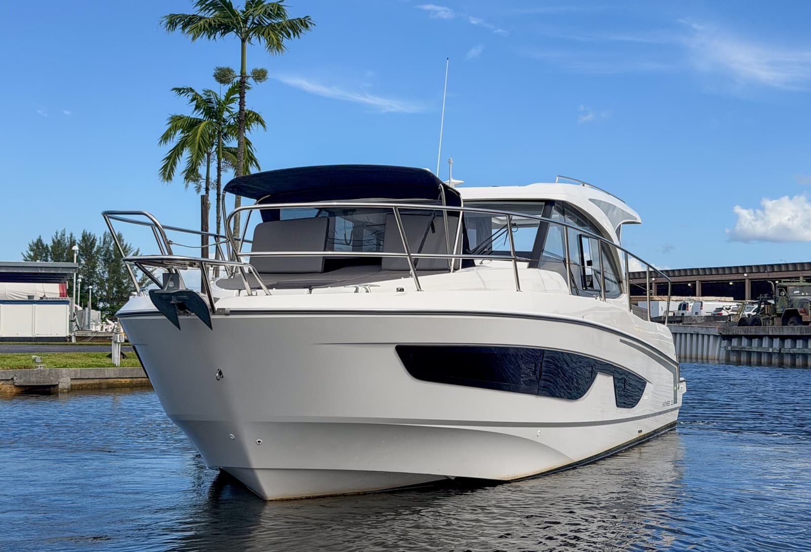 2024 Beneteau Antares 11 Coupe