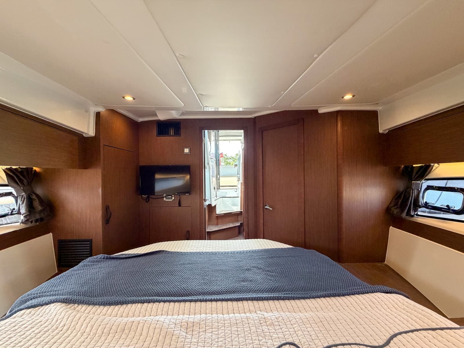 2024 Beneteau Antares 11 Coupe