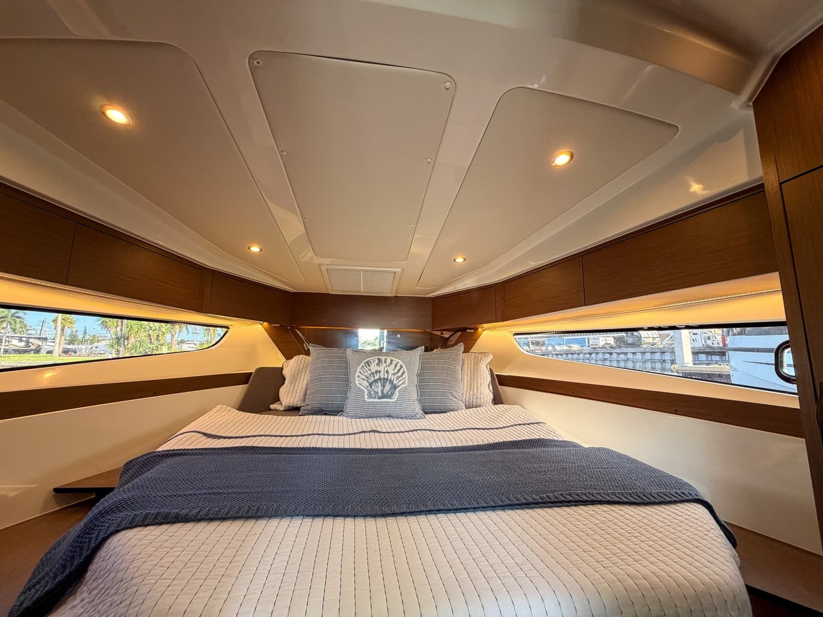 2024 Beneteau Antares 11 Coupe