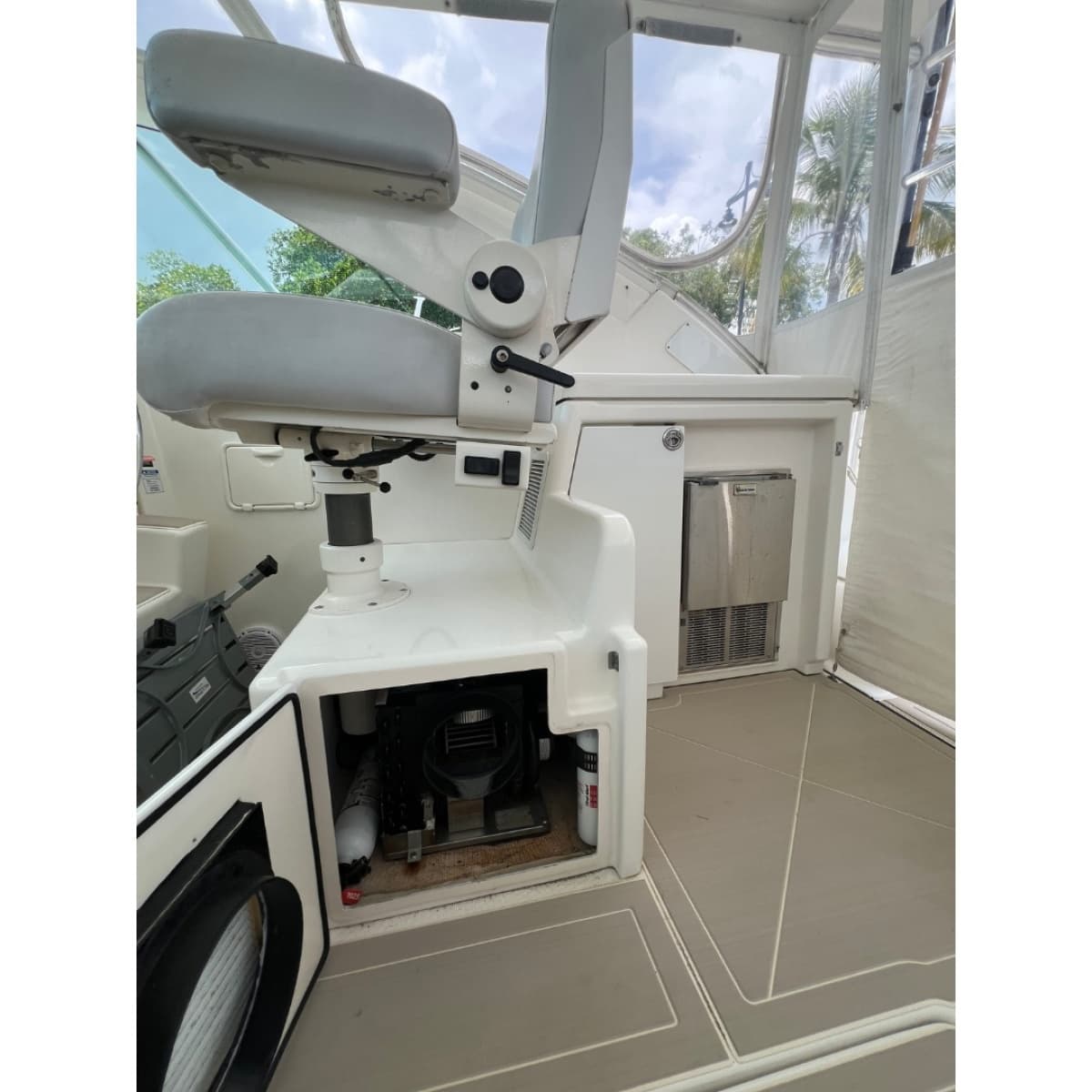 2006 Tiara Yachts 42 Express