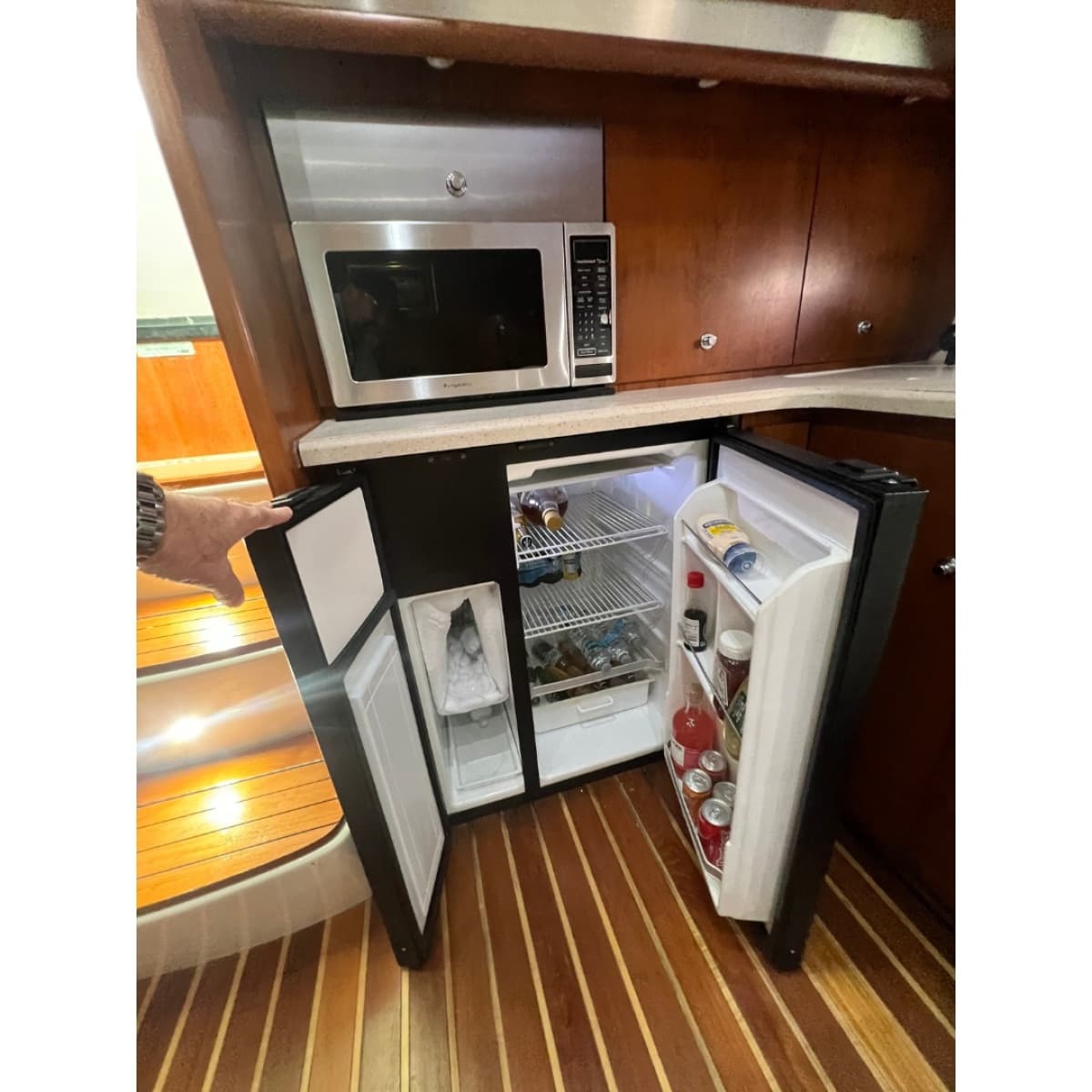 2006 Tiara Yachts 42 Express