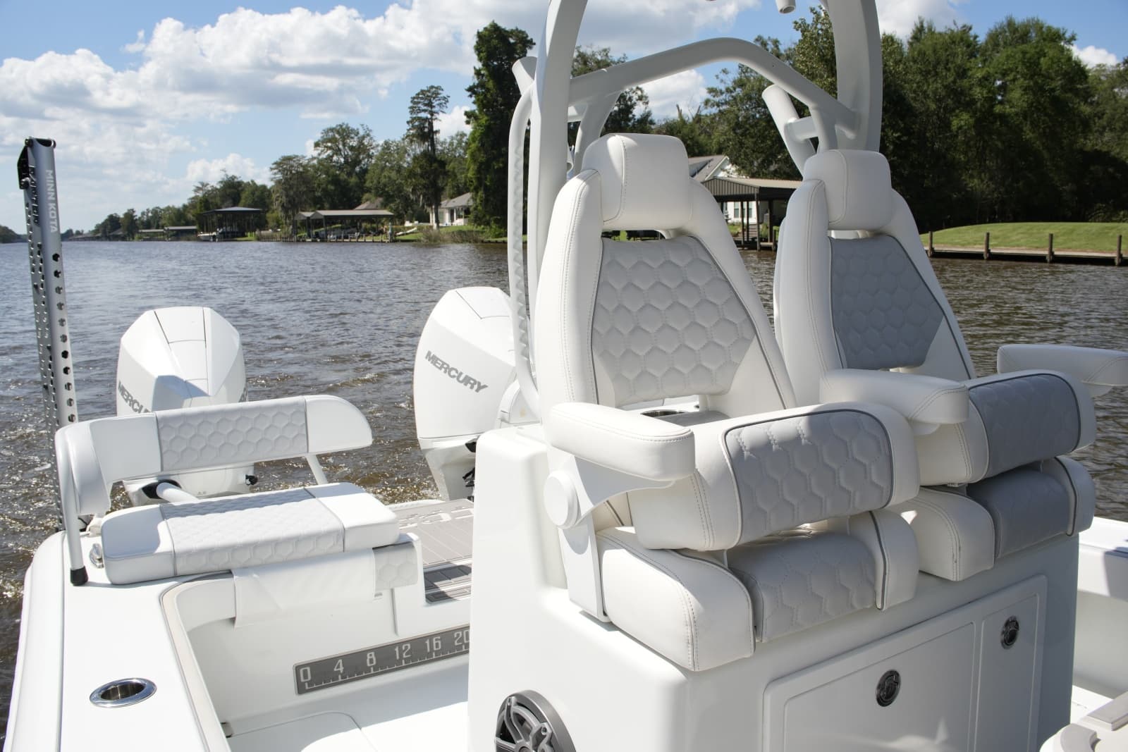 2024 Costa Custom 264 HC