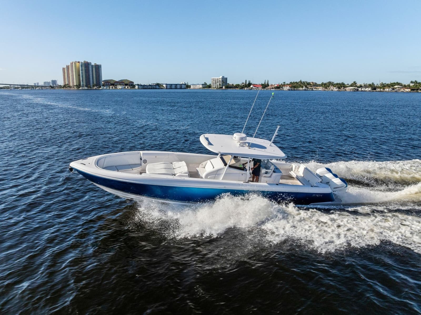 2022 Intrepid 407 Nomad FE