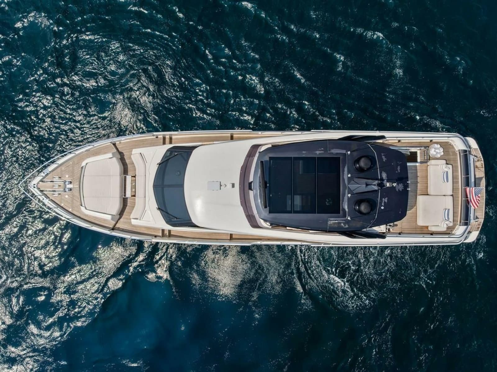 2022 Ferretti Yachts 850 Motoryacht
