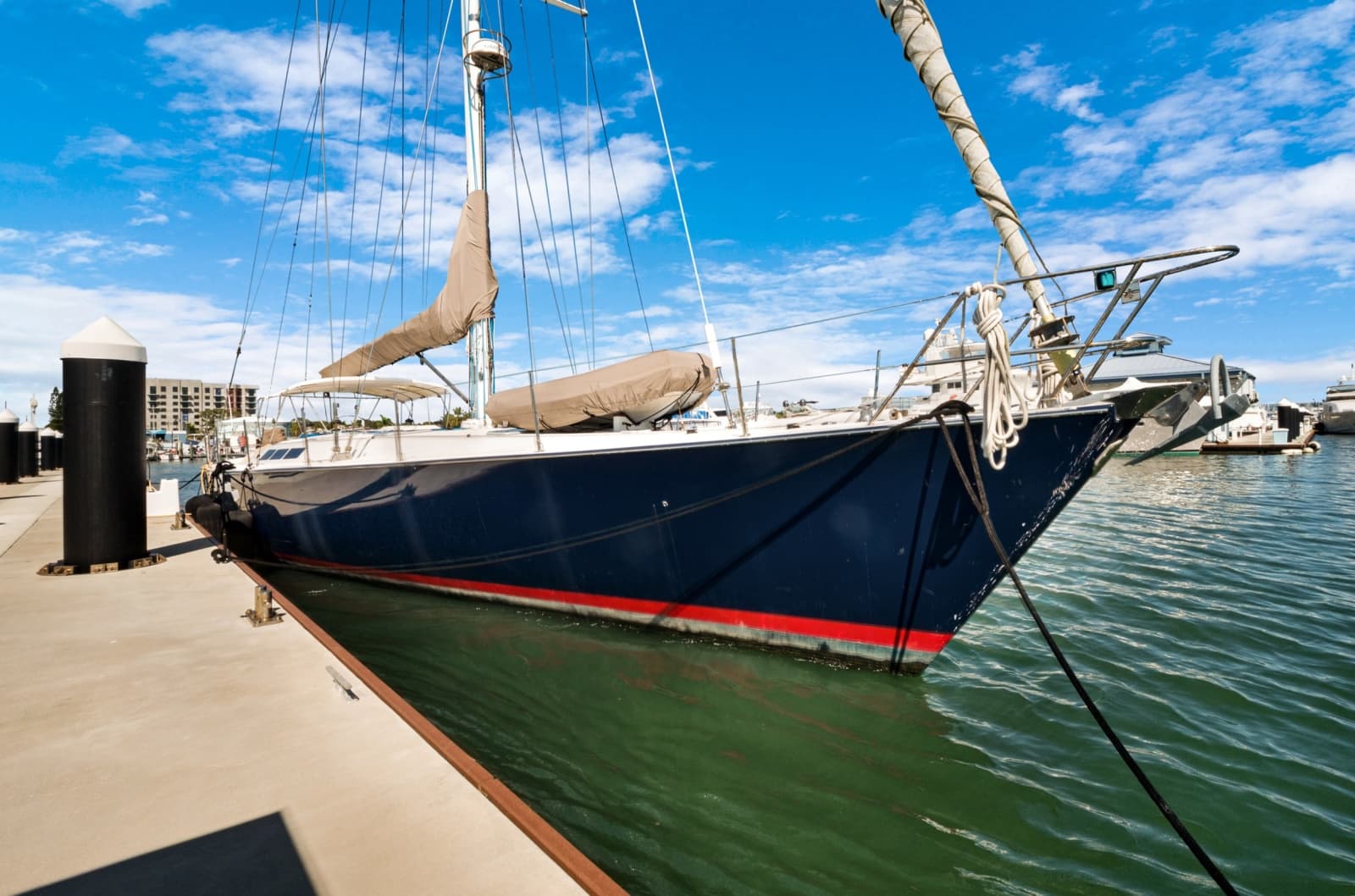 1991 Southern Wind 72
