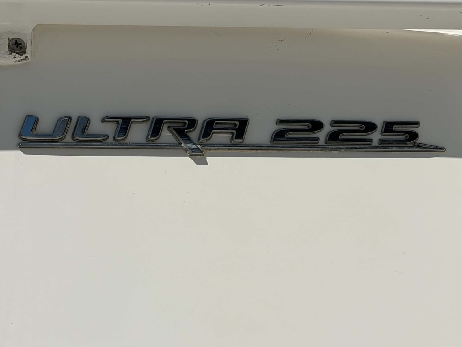 2018 Sea Hunt 225 Ultra