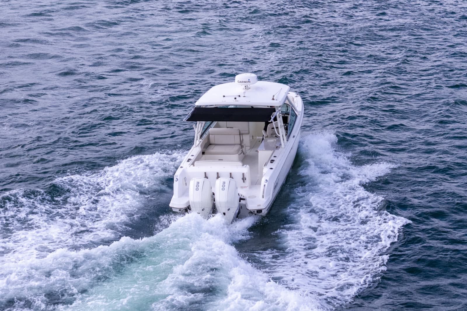 2019 Boston Whaler 270 Vantage