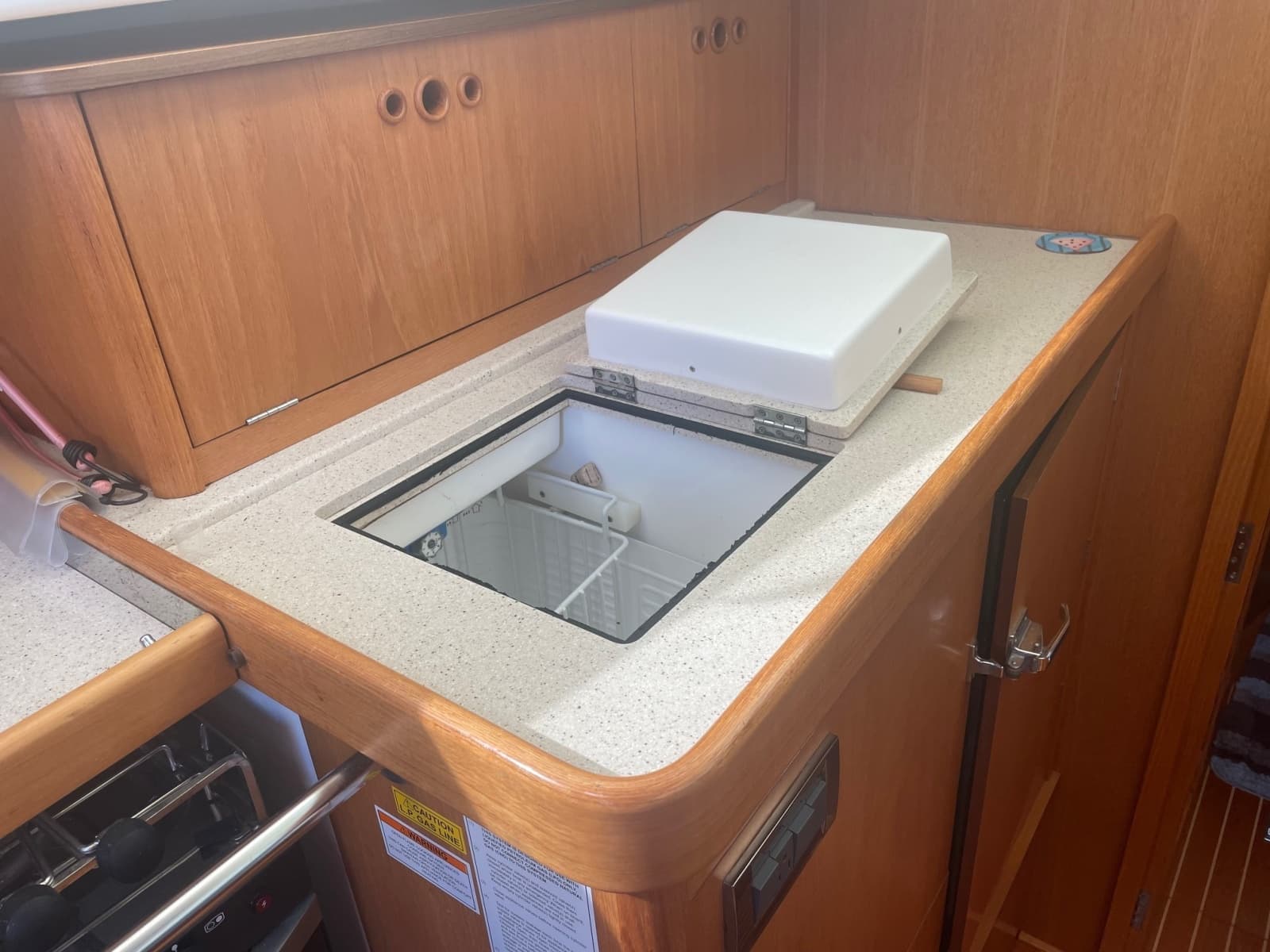 2002 Wauquiez 40 Pilot Saloon