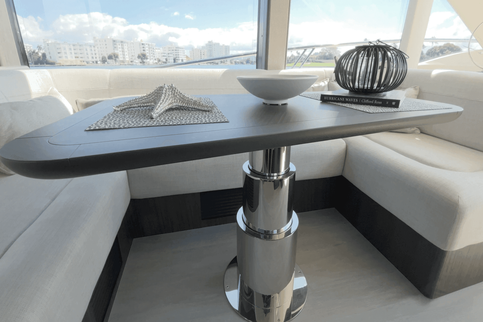 2024 Galeon 560 FLY