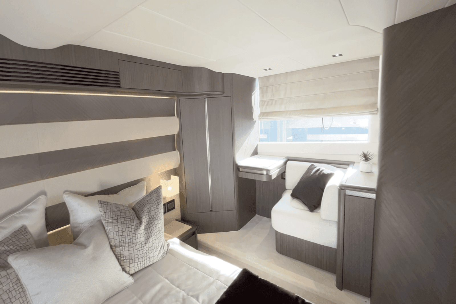 2024 Galeon 560 FLY