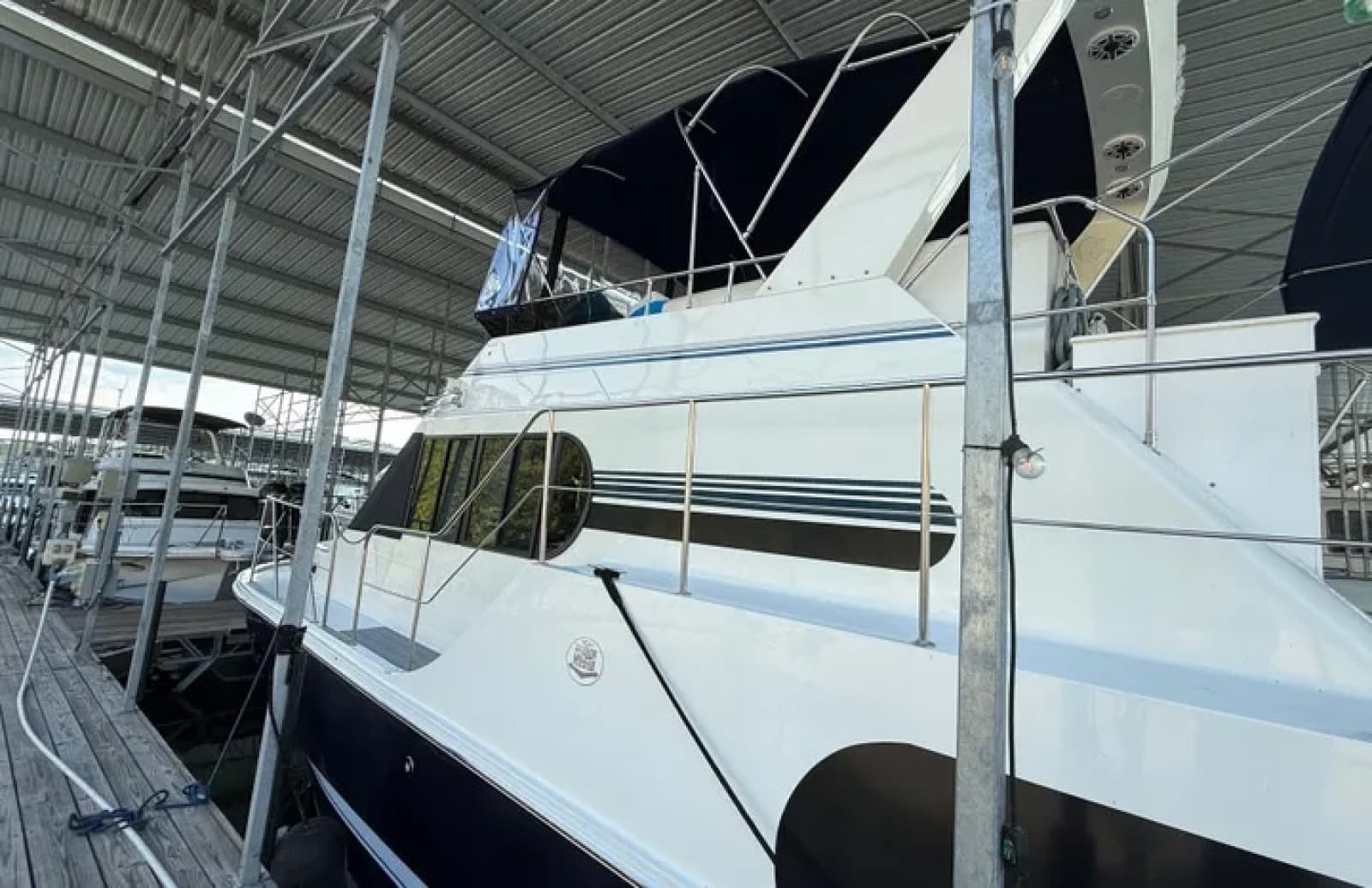 2006 Harbor Master Coastal 520