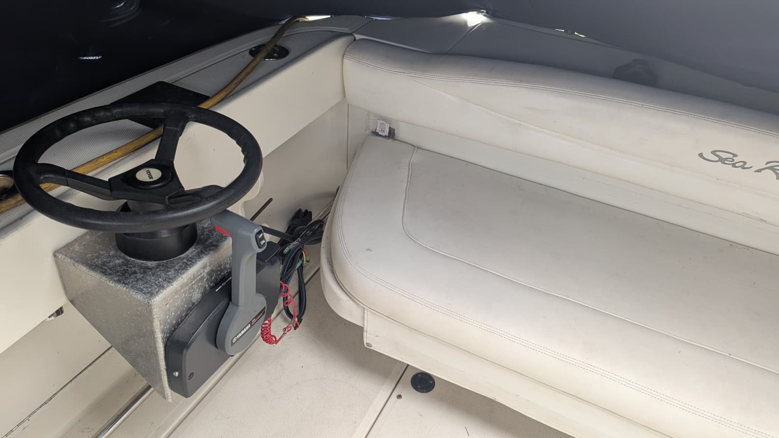 2004 Sea Ray 290 Amberjack