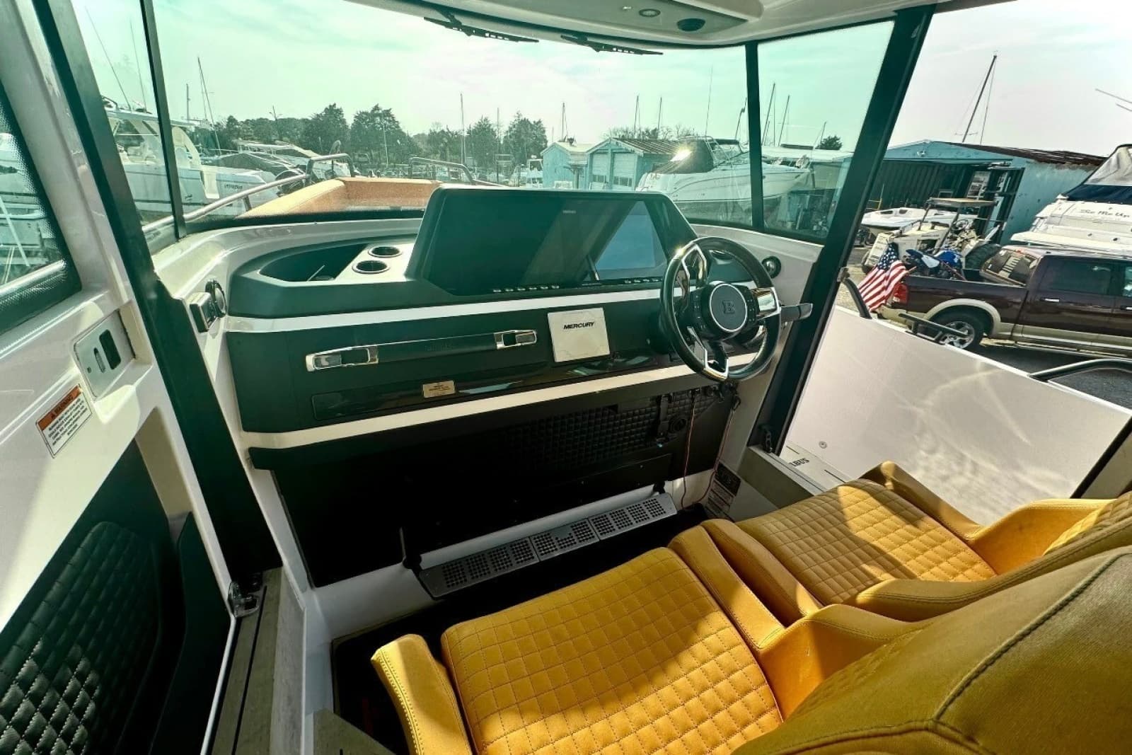 2021 Axopar Brabus 28 Cabin
