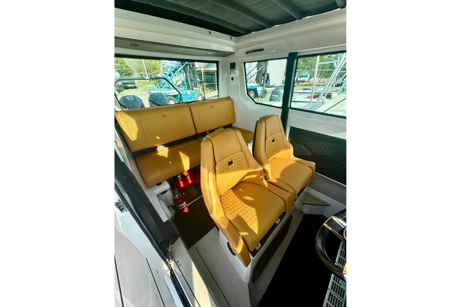 2021 Axopar Brabus 28 Cabin