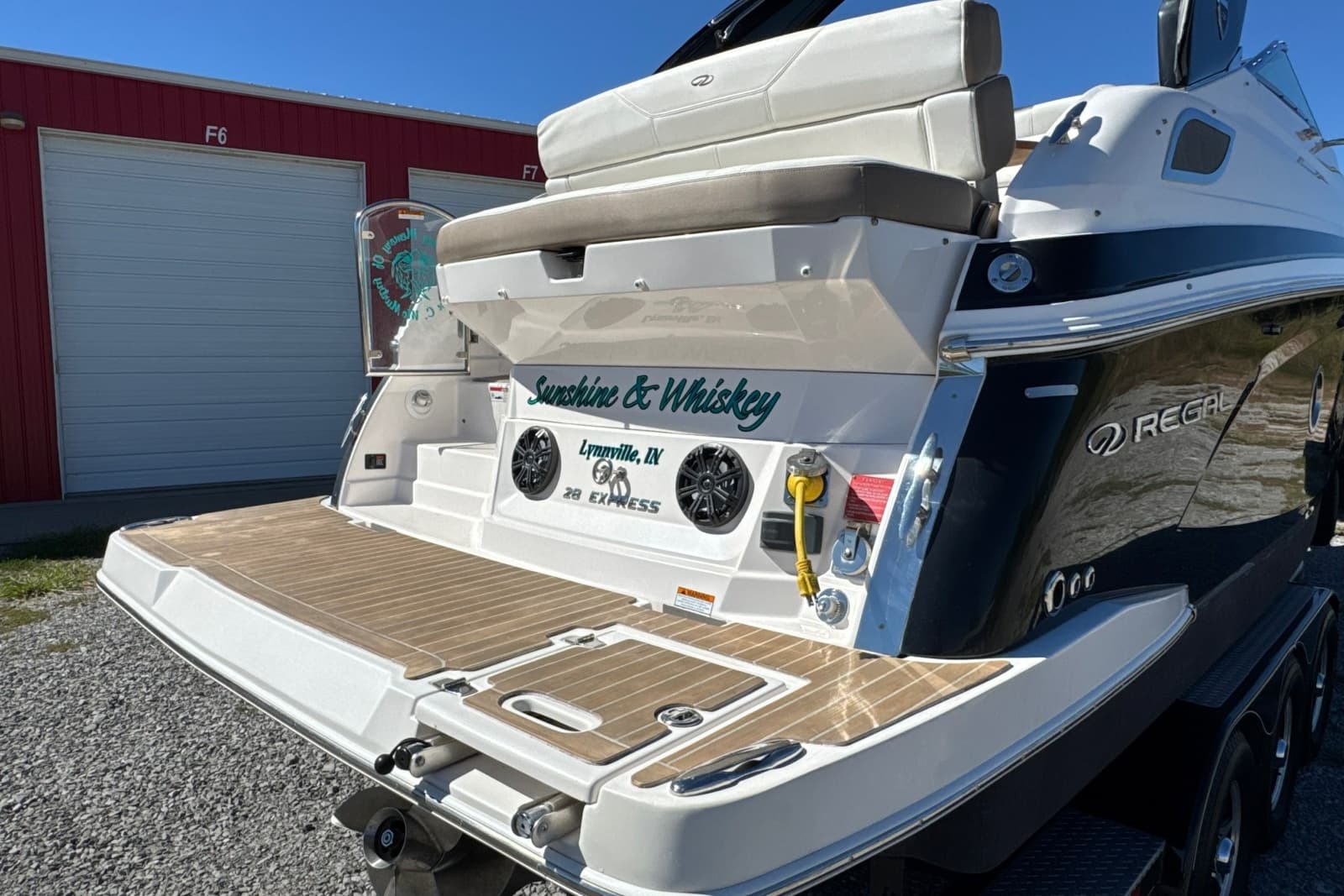 2017 Regal 28 Express