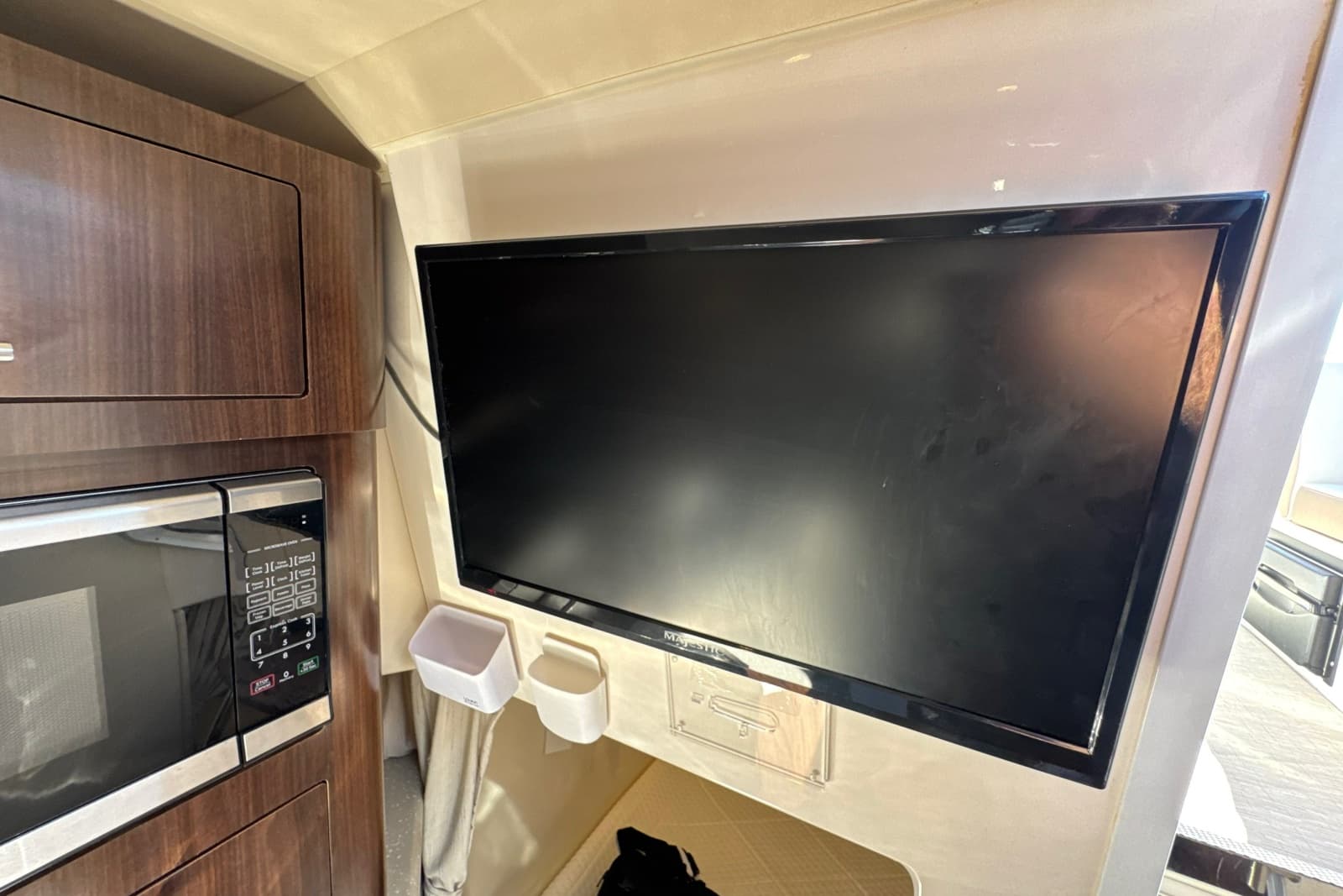 2017 Regal 28 Express