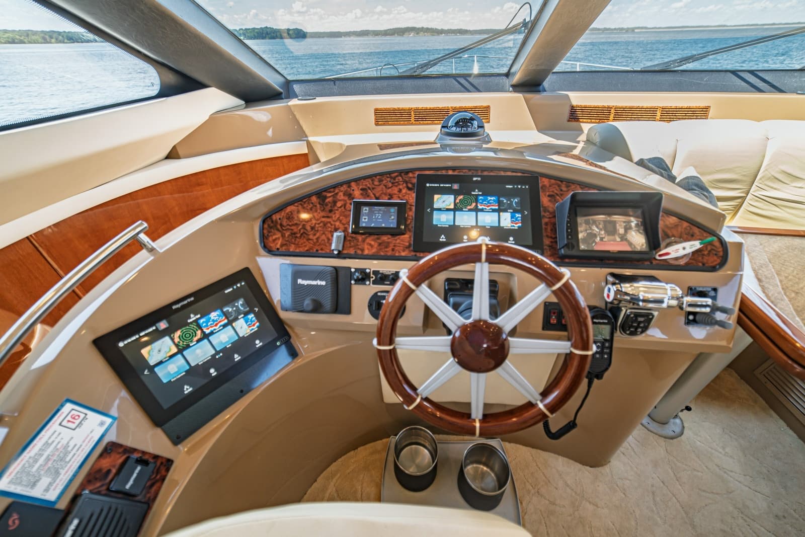 2004 Marquis 59