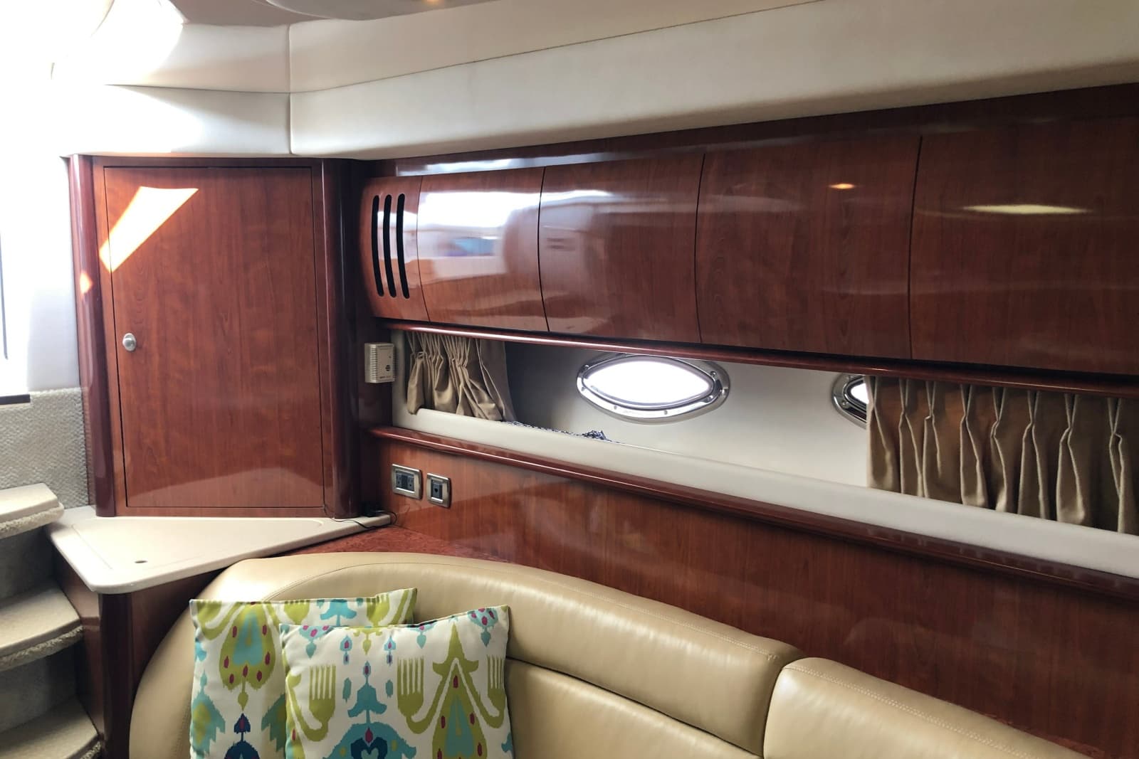 2004 Sea Ray 420 Sundancer
