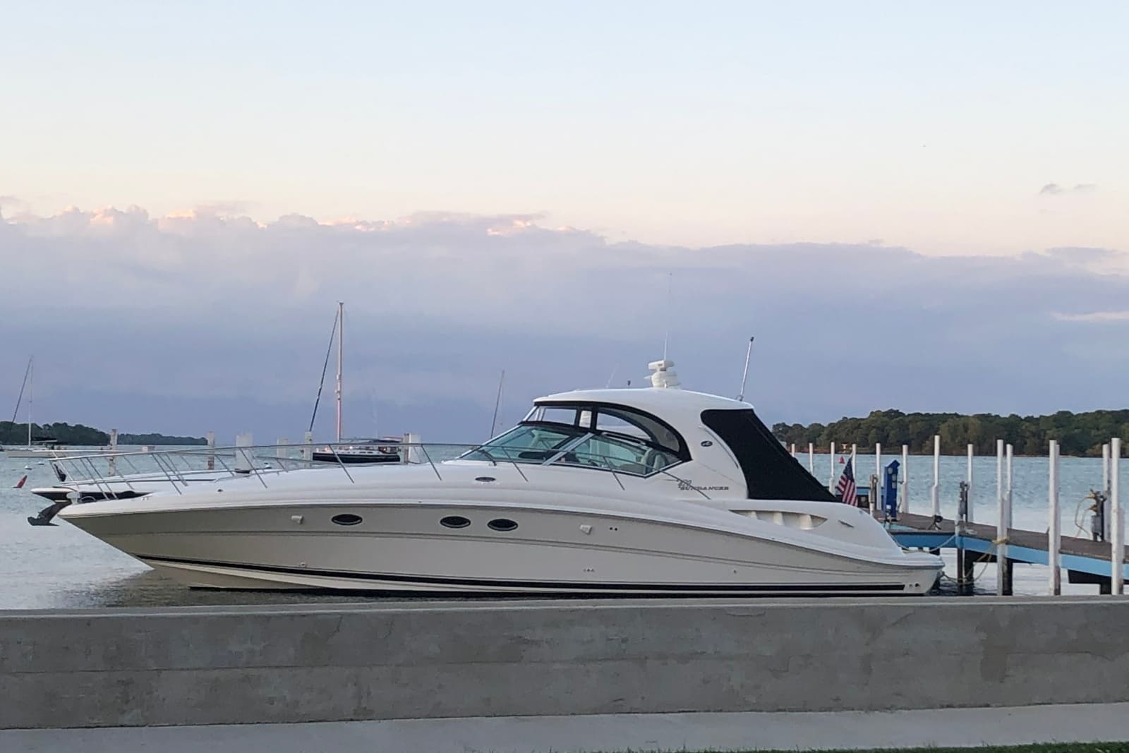 2004 Sea Ray 420 Sundancer
