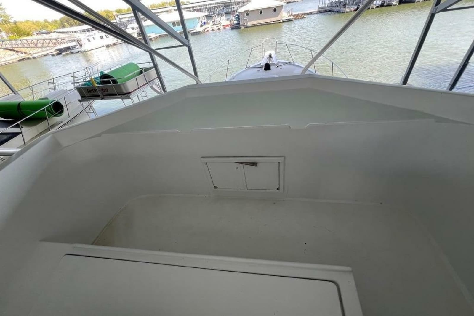 1976 Hatteras 53 Convertible
