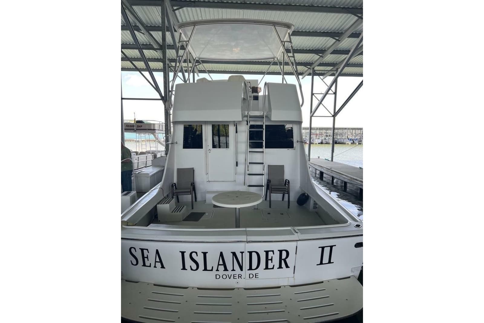 1976 Hatteras 53 Convertible