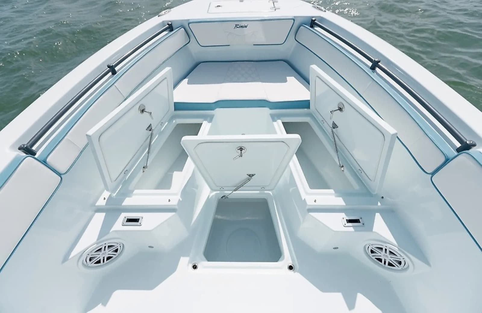 2027 Bimini 23