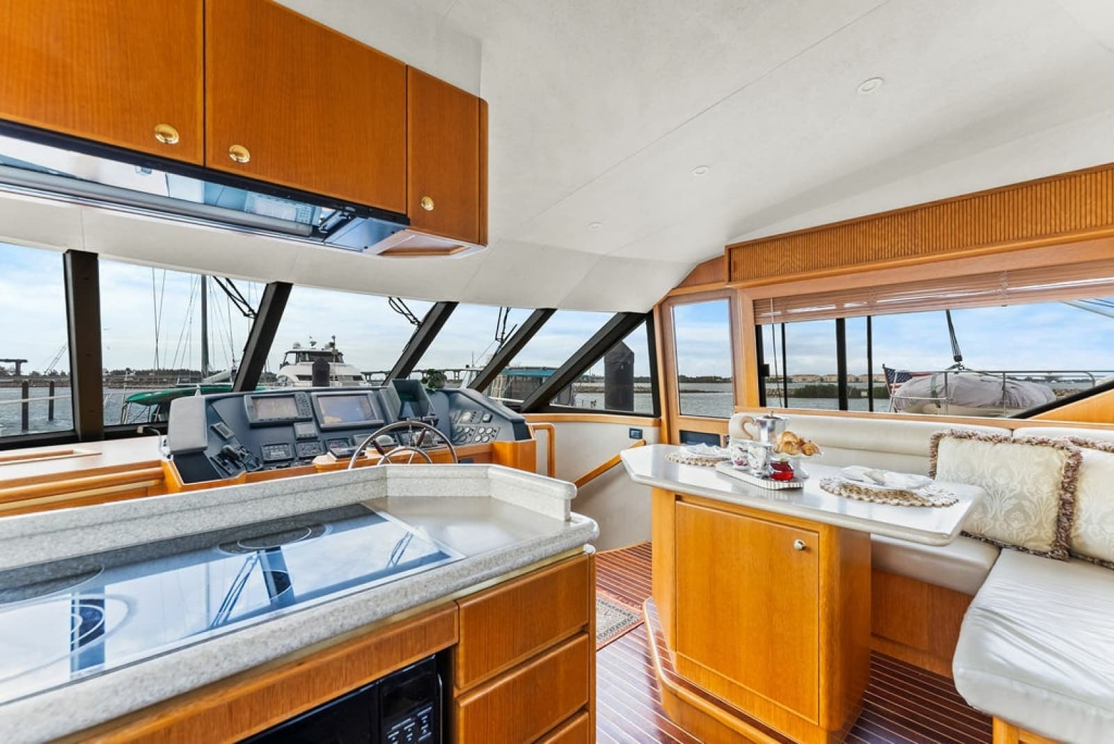 2000 West Bay Sonship 58