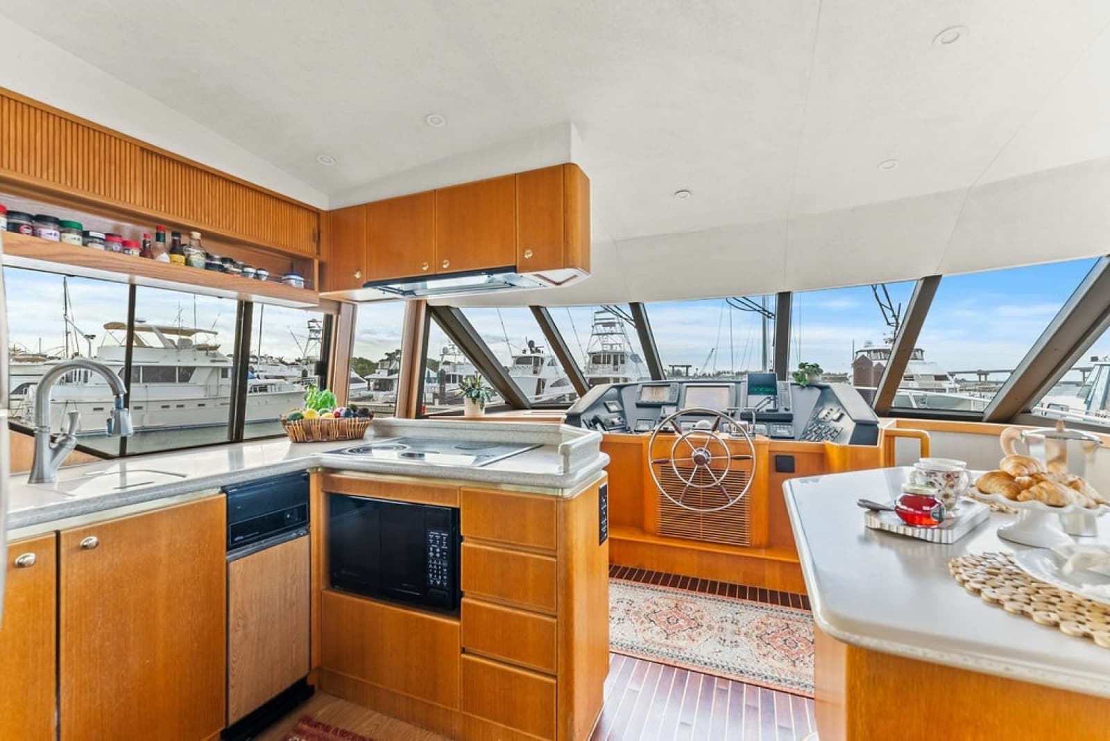 2000 West Bay Sonship 58