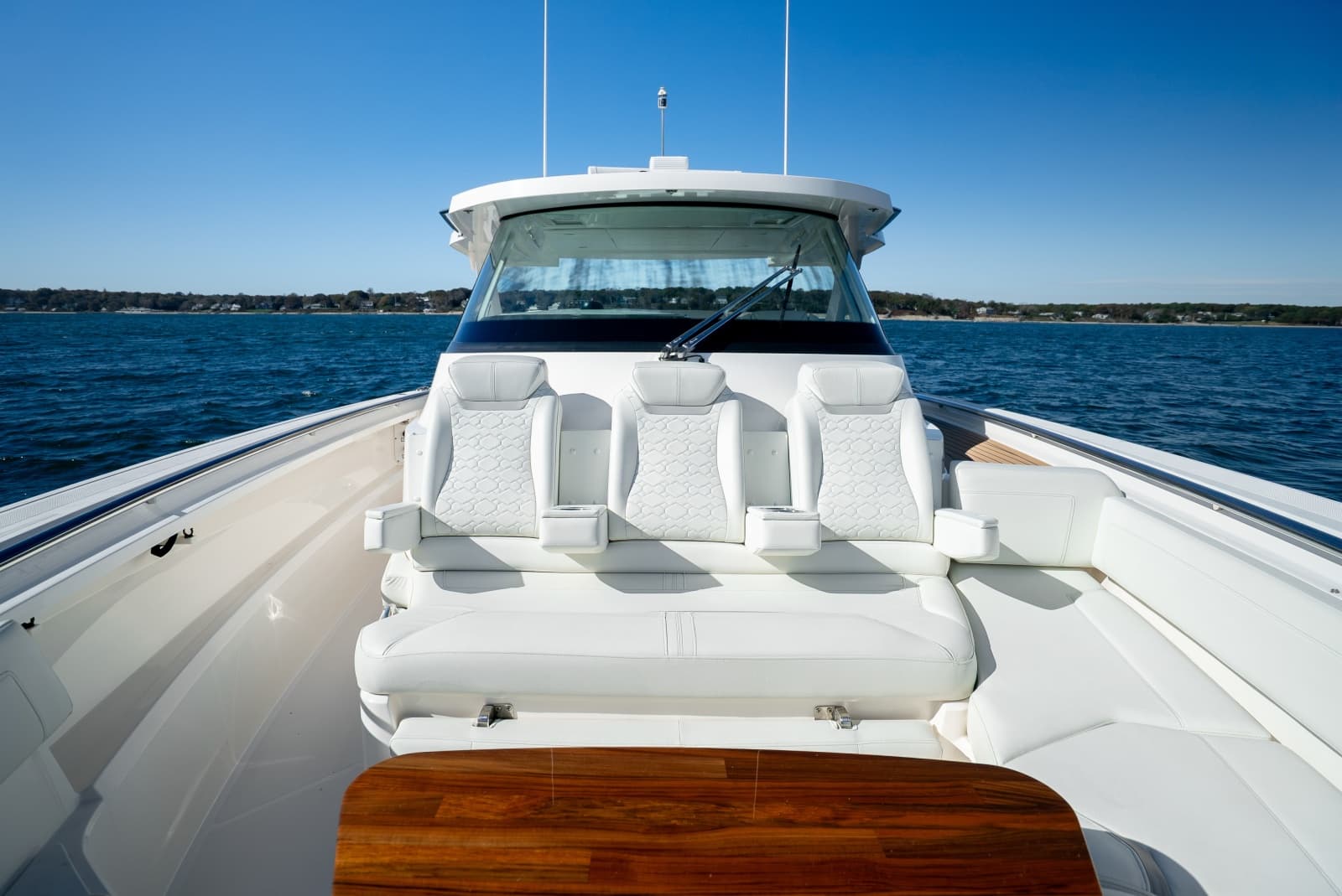 2023 Tiara Yachts 43 LS