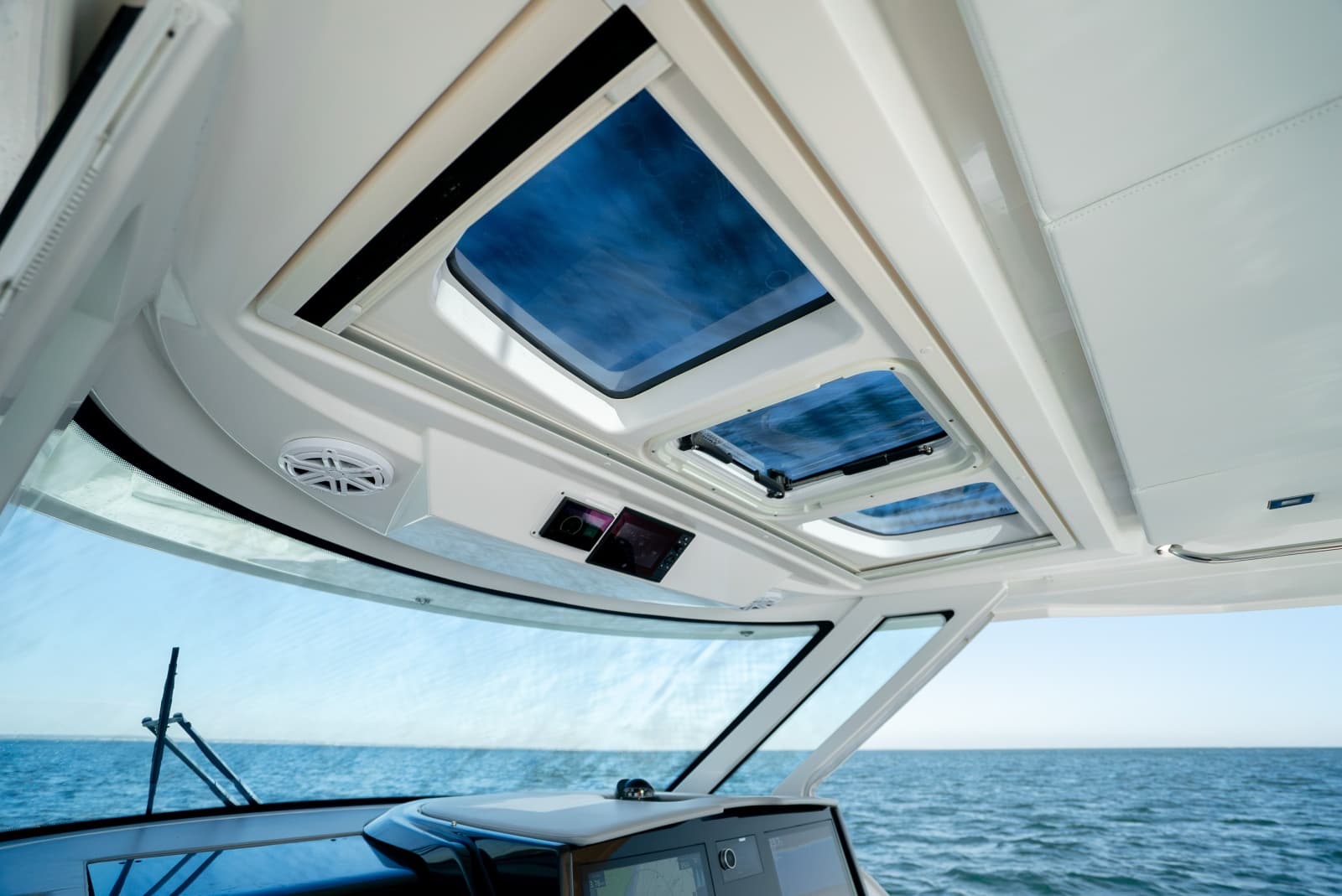 2023 Tiara Yachts 43 LS