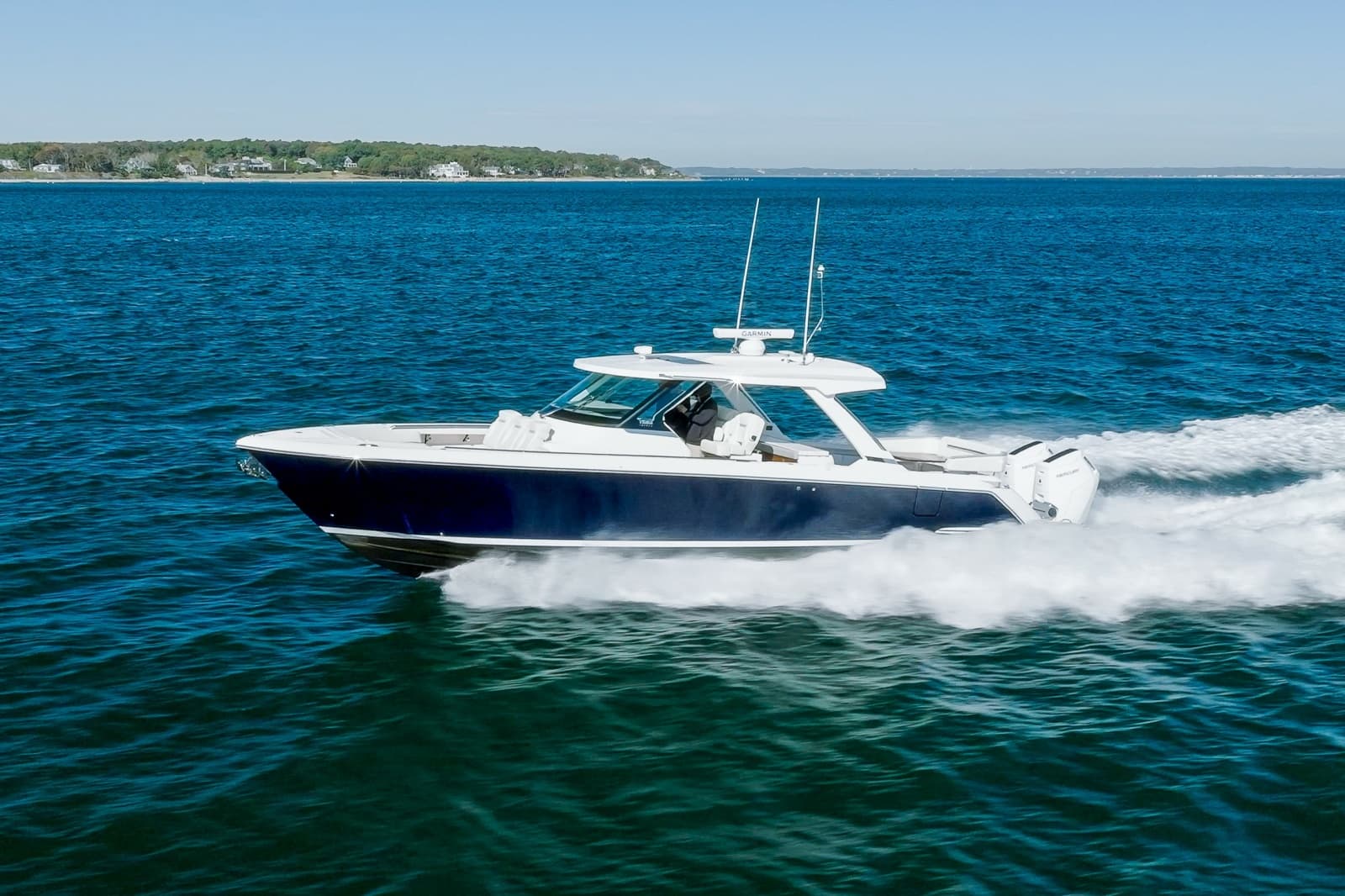 2023 Tiara Yachts 43 LS