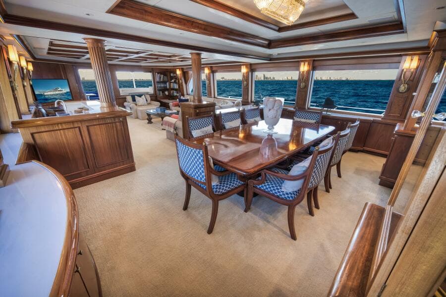 2002 Sovereign Raised Pilothouse
