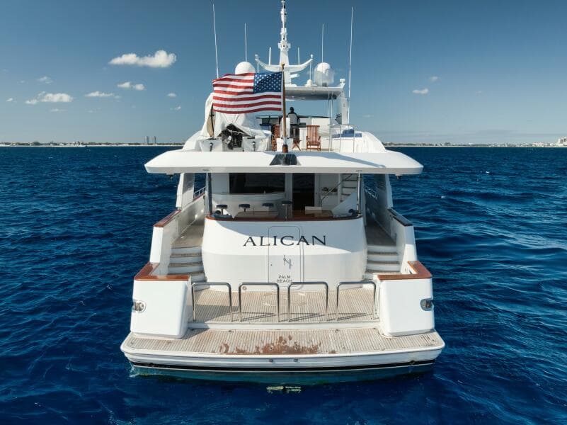 2002 Sovereign Raised Pilothouse