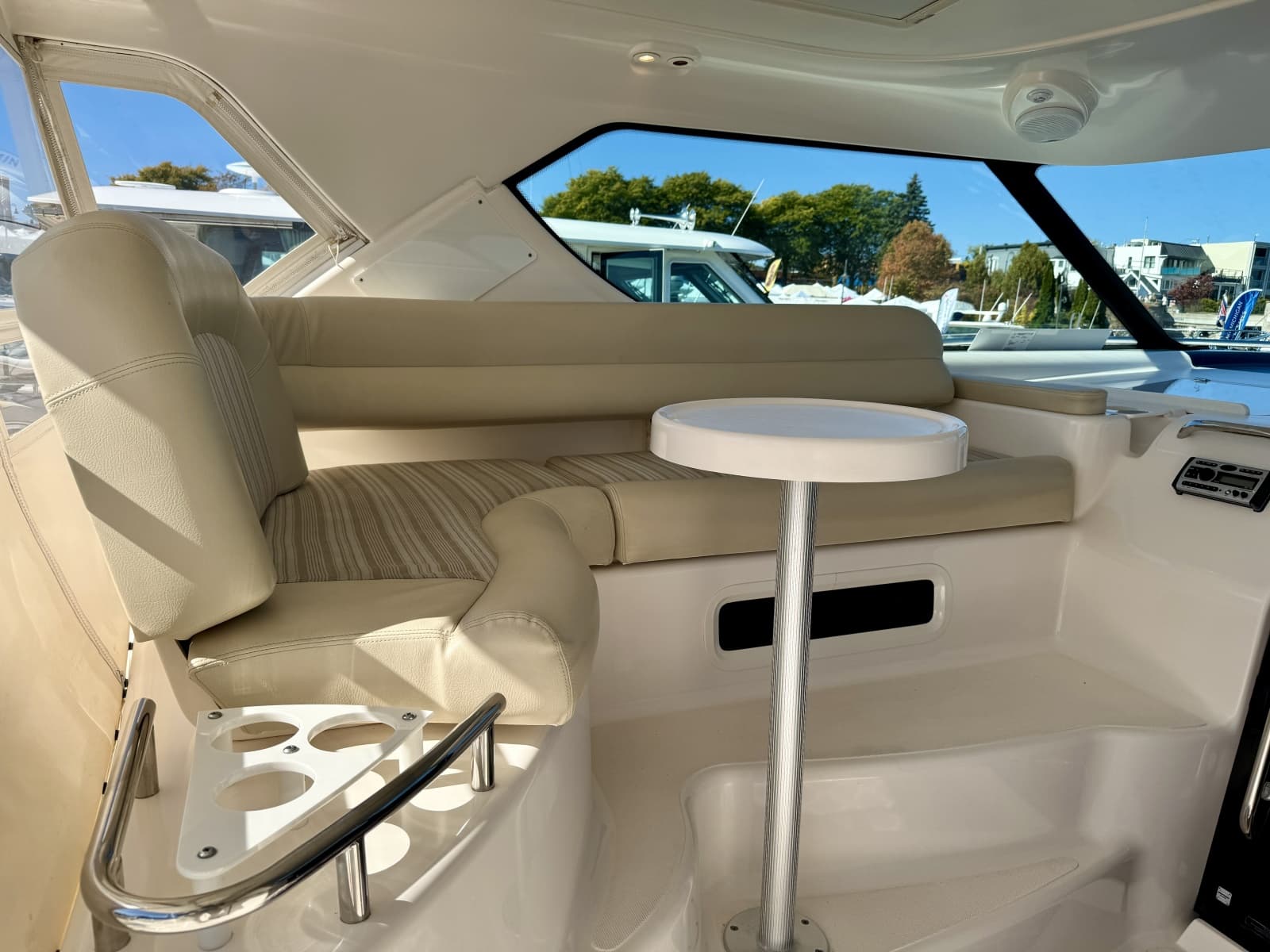 2006 Tiara Yachts 4300 Sovran