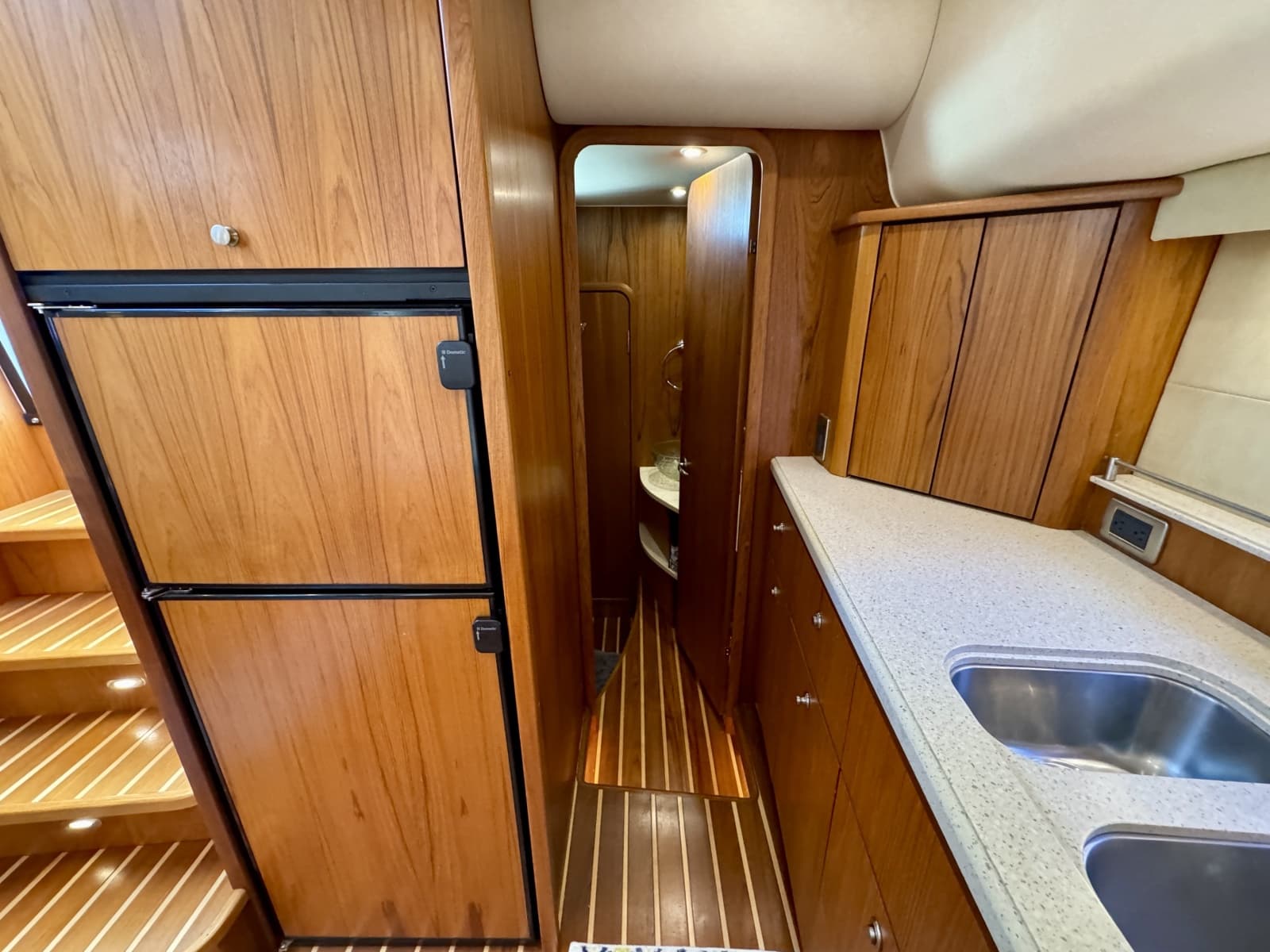 2006 Tiara Yachts 4300 Sovran