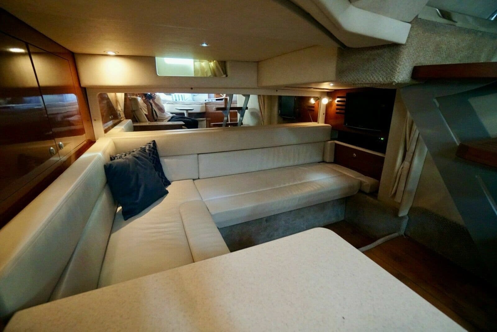2010 Sea Ray 390 Sundancer