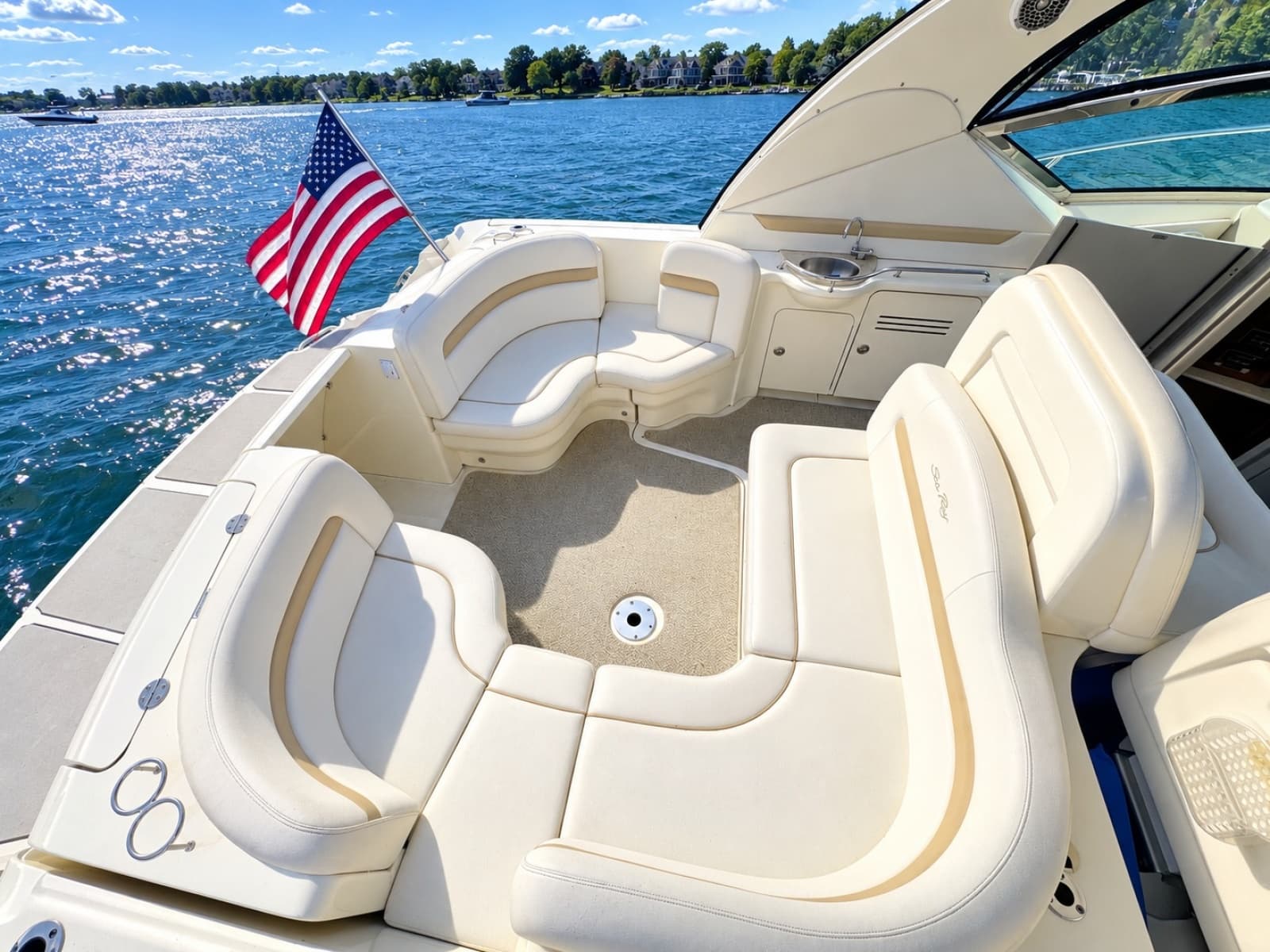 2010 Sea Ray 390 Sundancer